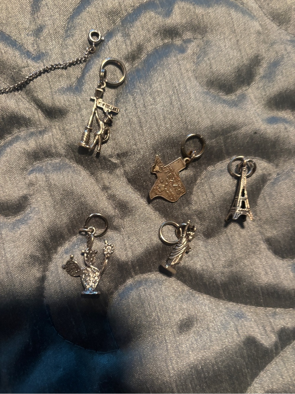 sterling silver vintage charm bracelet - Picture 8 of 11